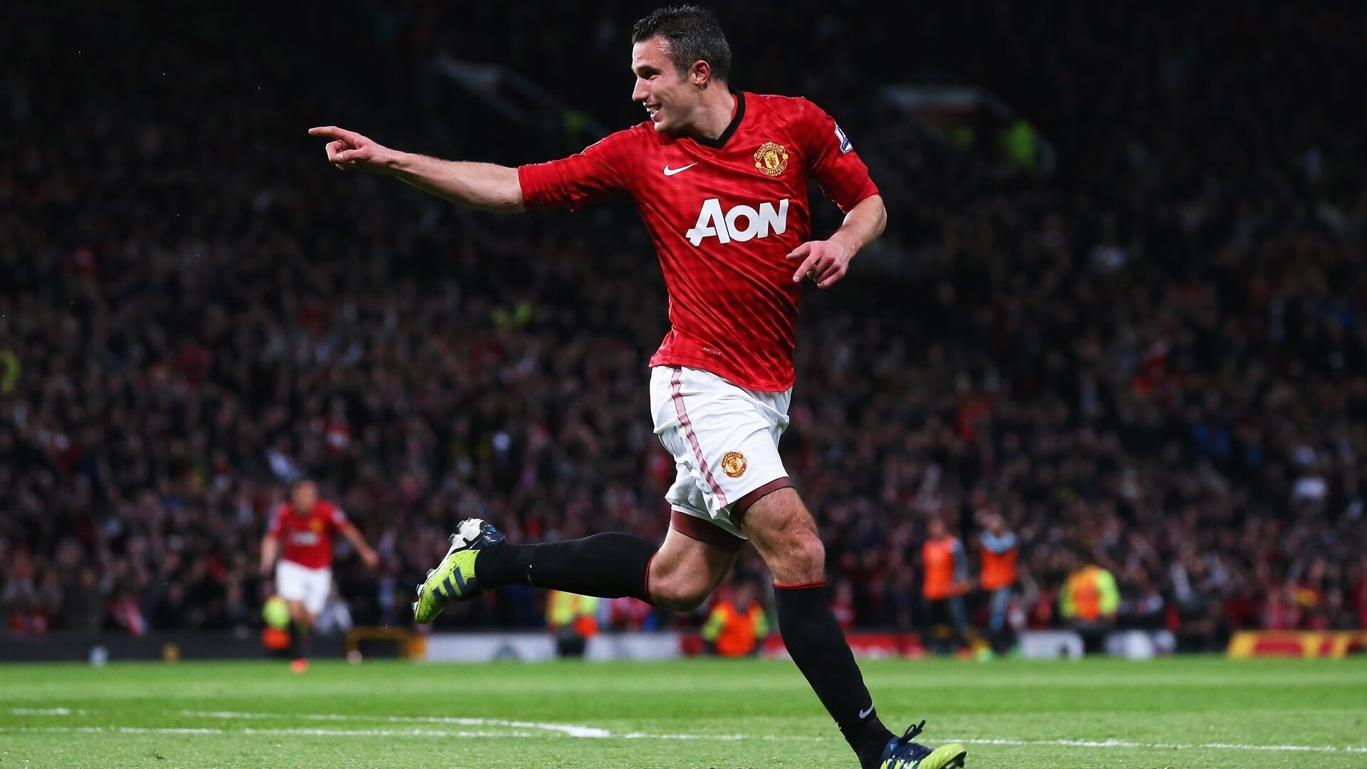 “中国足球产业链逐步完善,行业迎来黄金发展期”,中国足球产业白皮书